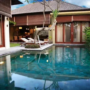 Villa Pradha